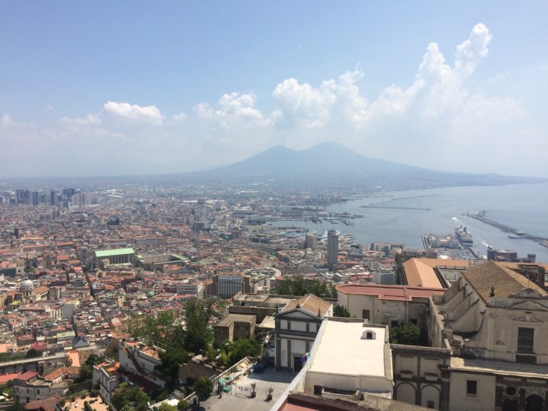 napels, naples, napoli, golf van napels, boek, boeken, tips,reizen, vakantie, stedentrip, salerno, salerno travel