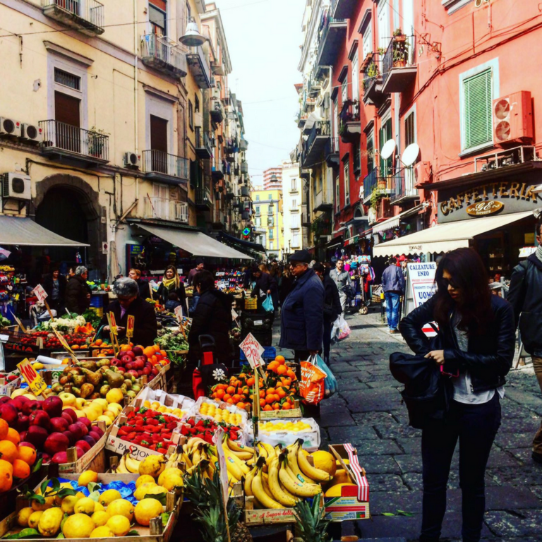 markt napels napoli salerno travel campania