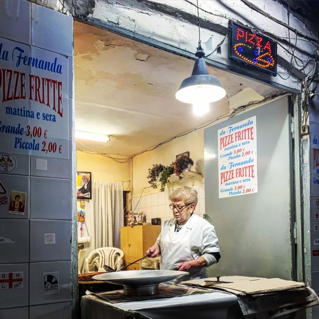 pizza fritta, naples. napels, napoli, salerno, salerno travel