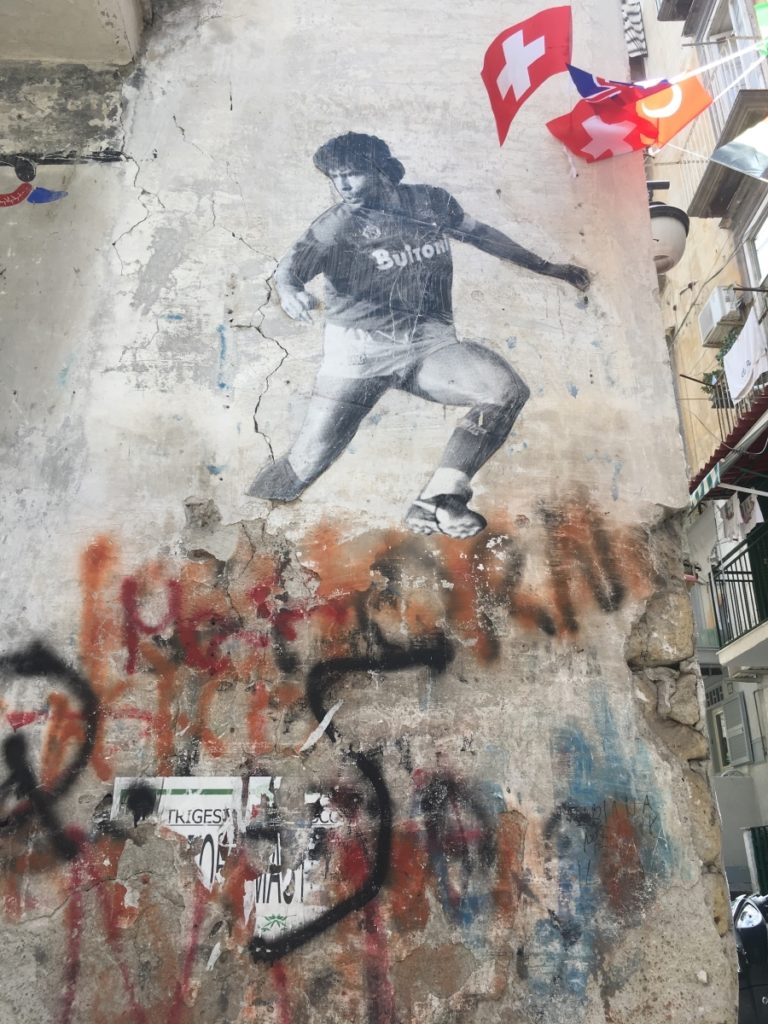 diego armando maradona street art