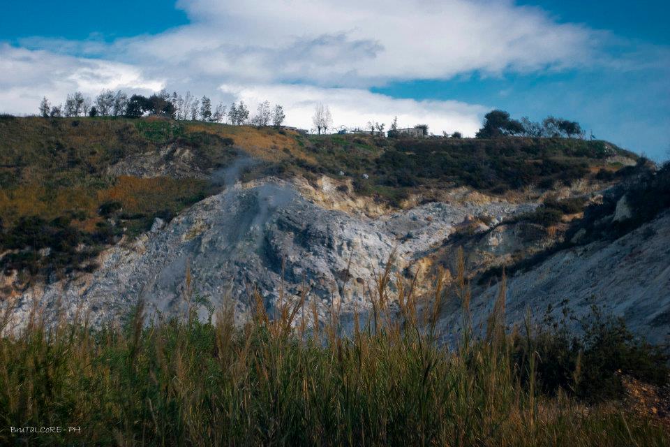 solfatara, campi flegrei, napels, napoli, vulkaan