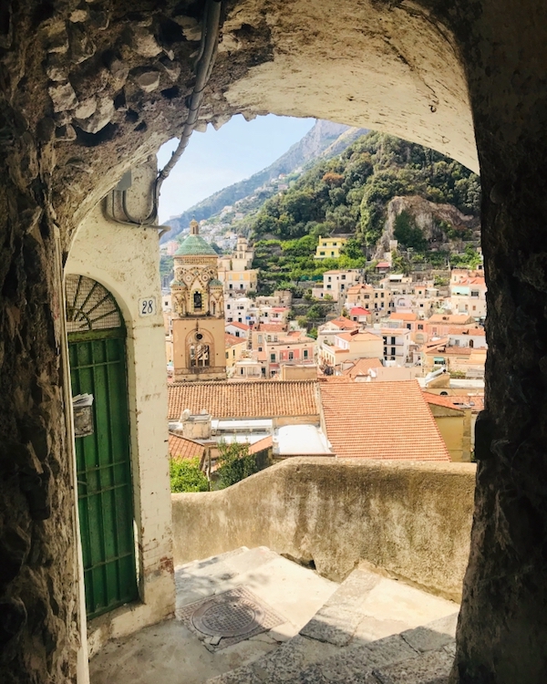 amalfi uitkijkpunt begraafplaats amalfikust