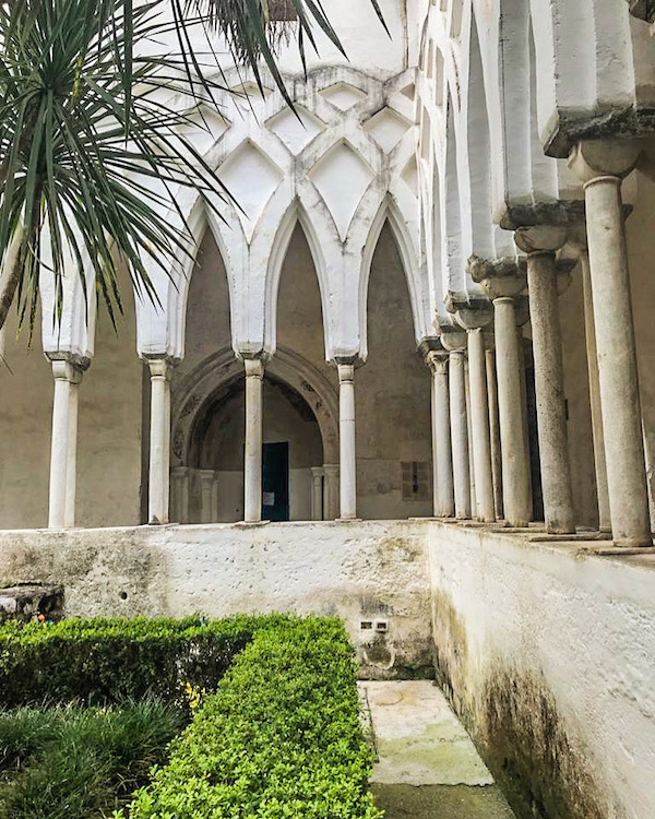 chiostro paradiso amalfi amalfikust