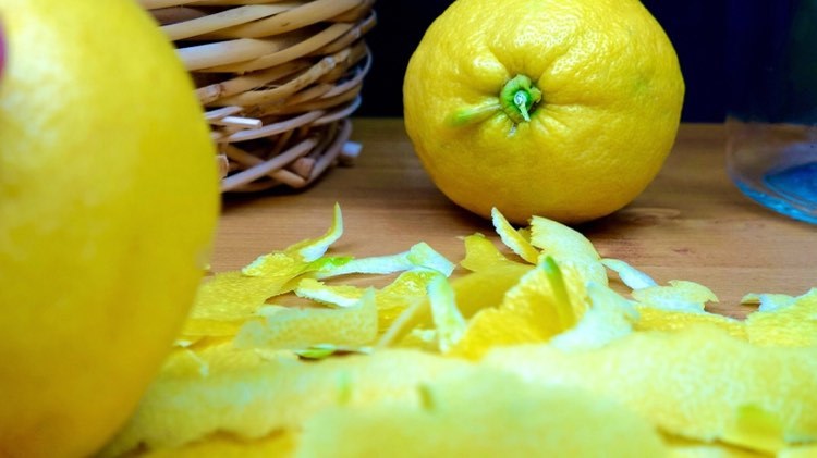 recept limoncello citroenen
