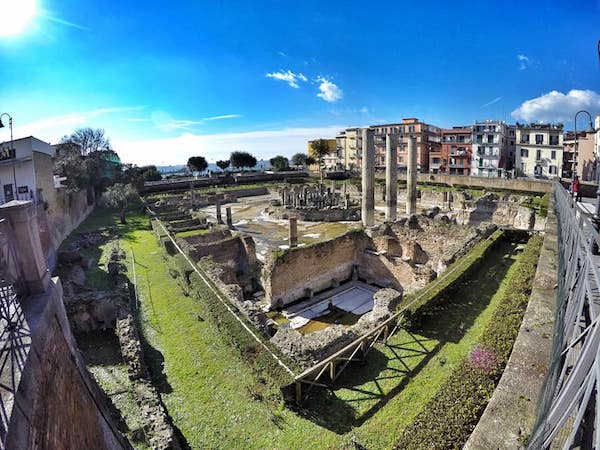 pozzuoli marktplaats