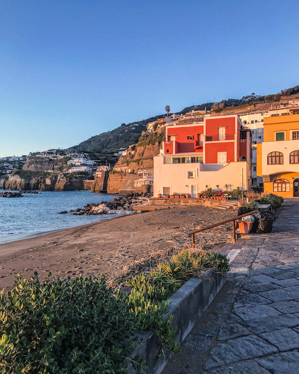 sant'angelo ischia eiland napels