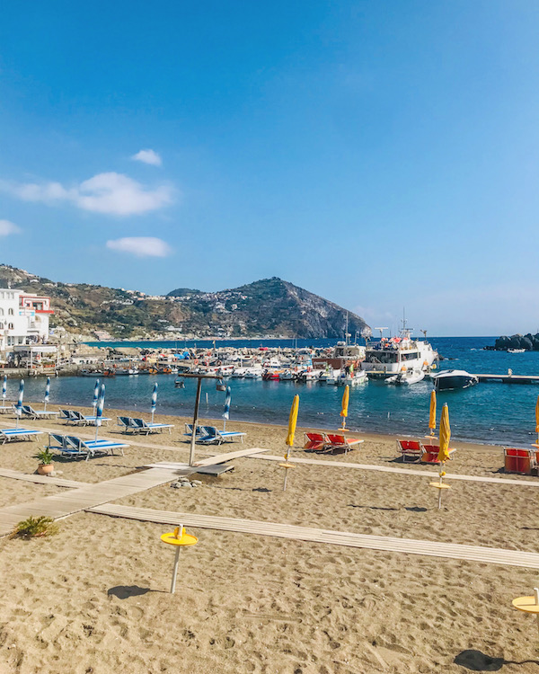 strand ischia sant'angelo