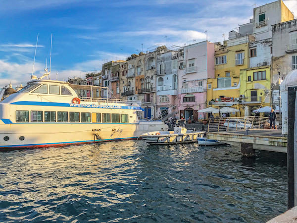 marina grande procida