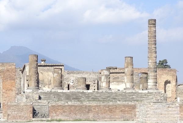 forum pompeii