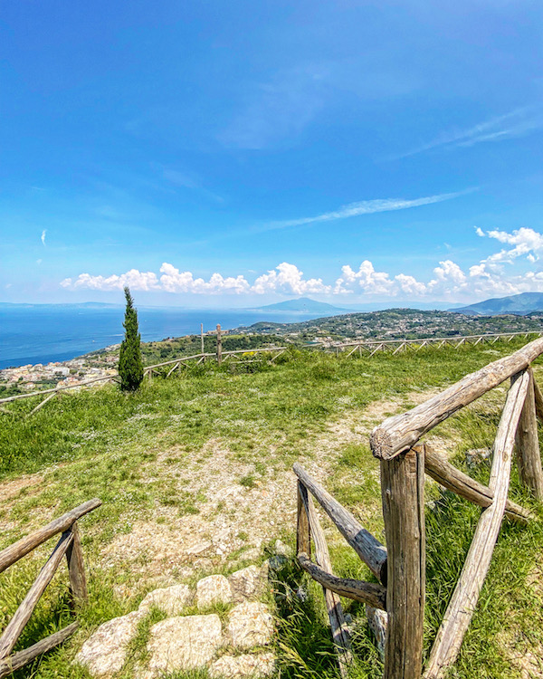 monte san costanzo vesuvius wandeling sorrento