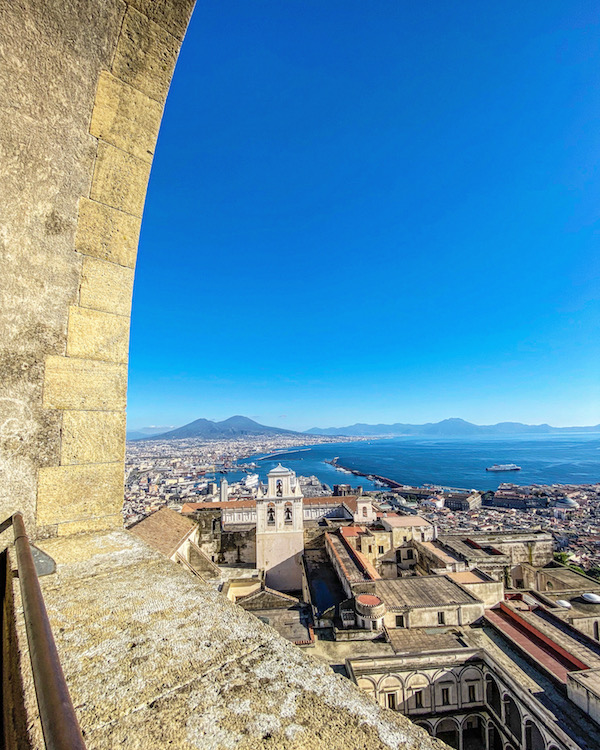 castel sant'elmo napels kasteel vesuvius