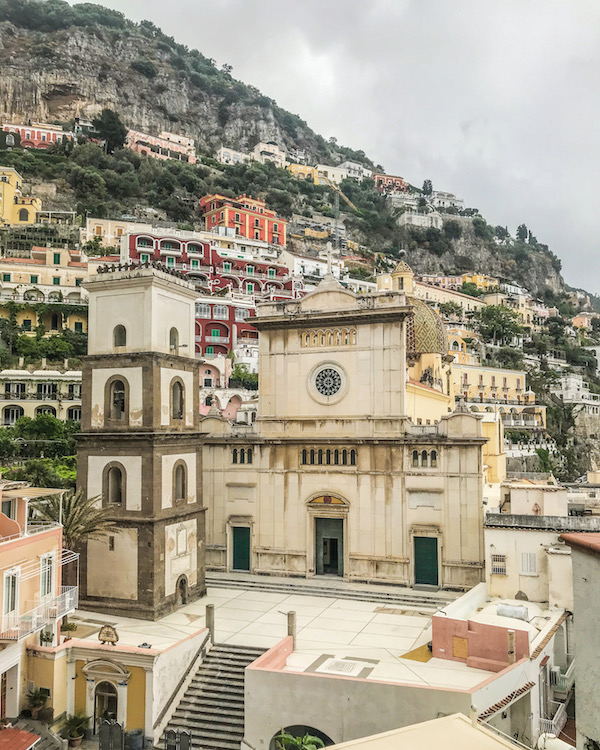 kerk positano amalfikust santa maria assunta