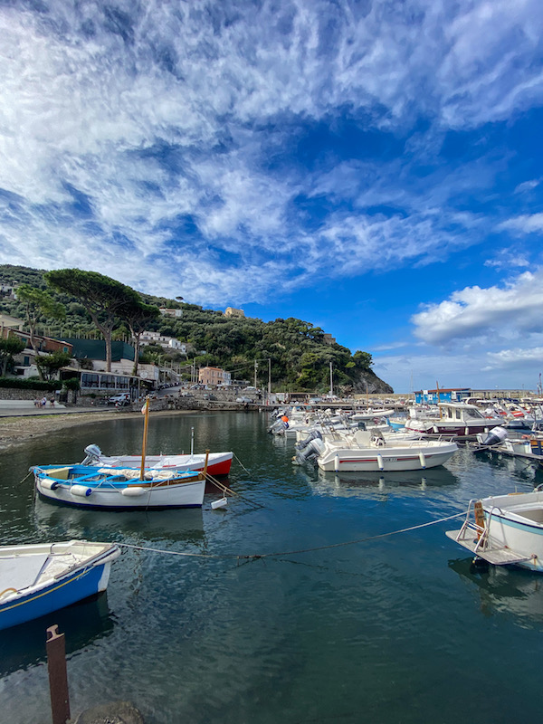 marina della lobra sorrentijns schiereiland massa lubrense